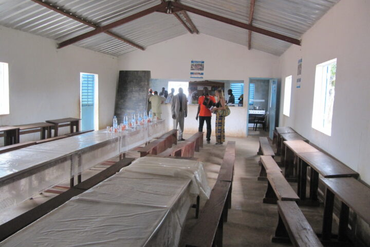 La cantine communautaire de Talloum