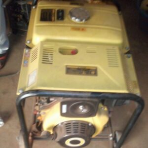 Groupe électrogène installé pour assurer une alimentation électrique continue